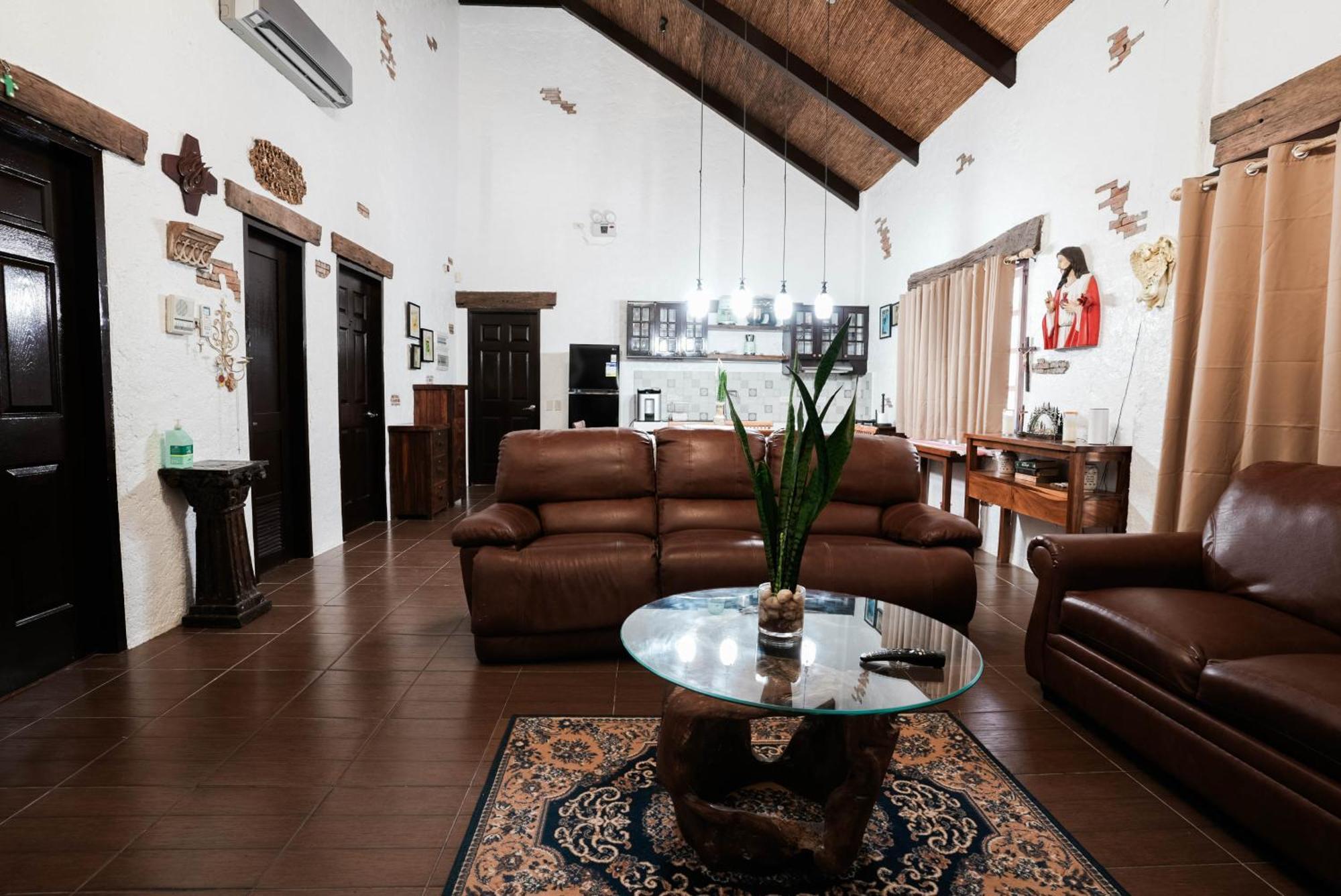 Casa De Celestina Private Resort Silang Extérieur photo